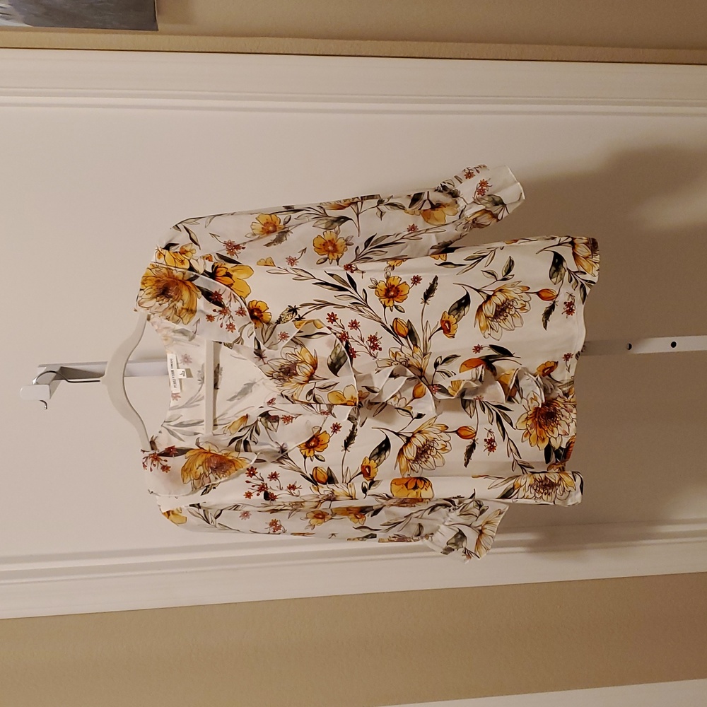 3. Tops - Perseptio Concept blouse